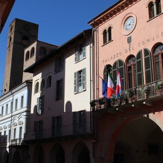 Alba: per il rispetto delle norme anti Covid gli uffici comunali ricevono solo su appuntamento