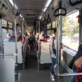 Cirio: "Chiesto di anticipare vaccino anti Covid al personale scolastico". Pronto il piano regionale per potenziare i trasporti