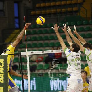 Volley A2M. Castellana Grotte fa il bis e si dimostra bestia nera di Cuneo: Puliservice battuta 3-1 Volley A2M. Castellana Grotte fa il bis e si dimostra bestia nera di Cuneo: Puliservice battuta 3-1