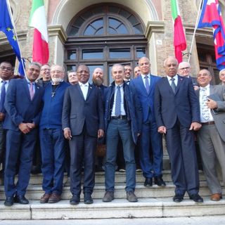 Passaggio a Bra per il Primo Ministro di Capo Verde José Ulisses de Pina Correia e Silva (FOTO E VIDEO)