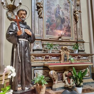 La statua di San Francesco d’Assisi, chiesa delle Sorelle Clarisse