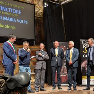 Ernesto Maria Volpe si è aggiudicato il “Segnalibro d'oro” 2024 Ernesto Maria Volpe si è aggiudicato il “Segnalibro d'oro” 2024