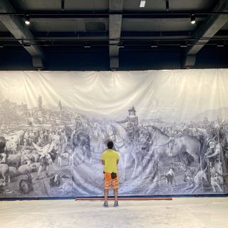 Ottenuto il trasferimento dell'opera, l’Amministrazione ha deciso di sistemarla in modo definitivo nei locali dell’ex cappella interna alla Castiglia