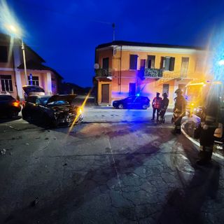 Due feriti nello scontro tra auto a Maddalene di Fossano