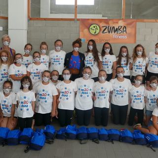 Nuoto sincronizzato: la stella Linda Cerruti a Piasco con le ragazze della Hydro Sport