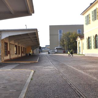 Gli storici stabilimenti ex Cinzano, ora Diageo, a Santa Vittoria d'Alba