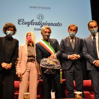 Il ministro Boccia ha aperto la 90ª Fiera del Tartufo Bianco d’Alba: "Un’edizione nel segno del coraggio e dell’innovazione" (FOTO)