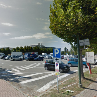 Piazza Sarti, possibile approdo di parte del mercato