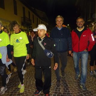 Bra, tornano le camminate serali organizzate dalle associazioni “Noi come te. Donne operate al seno” e “Bra Walking”