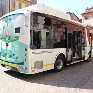 Anche ad Alba il bus conviene: due iniziative rivolte a chi si abbona al trasporto pubblico locale