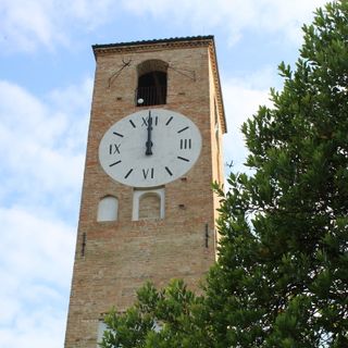 Dopo il restauro Neive riapre al pubblico la sua duecentesca Torre dell’Orologio
