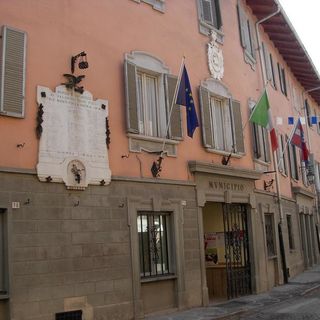 Il Comune di Borgo San Dalmazzo primo a sostenere la campagna contro la violenza di genere promossa da Terziario Donna – Confcommercio Cuneo