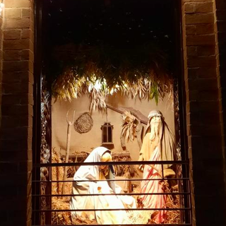 Un messaggio di luce sui balconi, alle finestre e nei cortili: l'appello del sindaco di Vezza d'Alba ai cittadini Un messaggio di luce sui balconi, alle finestre e nei cortili: l'appello del sindaco di Vezza d'Alba ai cittadini