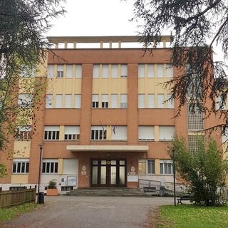 La sede dell'istituto comprensivo sommarivese