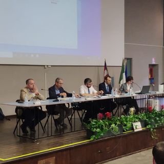 Alcuni momenti dell'incontro tenuto ieri all'Auditorium Arpino