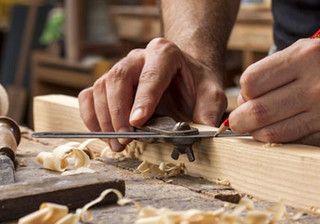 In un anno perse più di 500 imprese artigiane. “In Italia mancano un piano industriale e uno formativo”