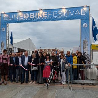Inaugurato il "Cuneo Bike Festival" in piazza Galimberti [FOTO]