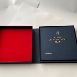 Da ieri in Posta i Libri e gli Album dei Francobolli degli anni 2020, 2021 e 2022.