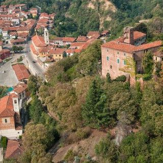 Il caldo autunno roerino dà il via alla "Sagra della castagna" a Monteu Roero