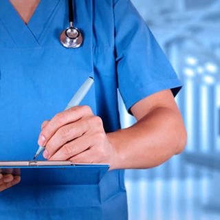 Precariato in sanità, i contratti a tempo determinato prorogati fino a fine anno