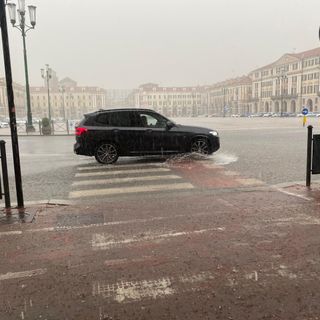 Rovesci e temporali fino a giovedì, poi si intravede una pausa