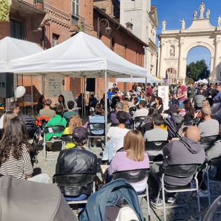 Grande successo per l'evento "Rete Mamma" a Cherasco: più di duemila persone agli incontri con 70 esperti Grande successo per l'evento "Rete Mamma" a Cherasco: più di duemila persone agli incontri con 70 esperti