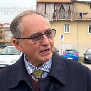 Mario Roggero, fuori dal tribunale di Asti dopo l'udienza che ha portato alla sua condanna in primo grado Mario Roggero, fuori dal tribunale di Asti dopo l'udienza che ha portato alla sua condanna in primo grado