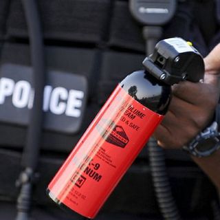 Polizia penitenziaria, si sperimenta lo spray al peperoncino nelle carceri