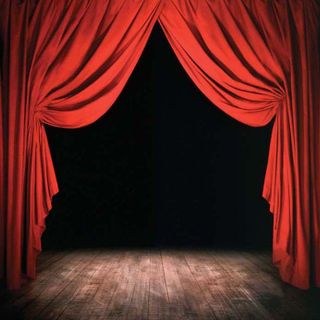 Ai giardini della della Rocca di Bra in scena "Nostra dea" di Massimo Bontempelli