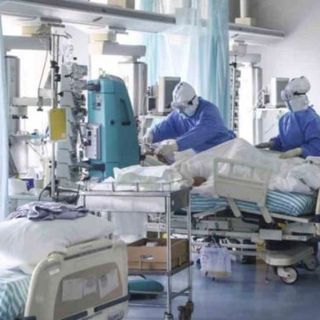 Superati i 2.500 nuovi casi in Piemonte. Boom di ricoveri, che salgono a 720