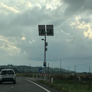 Velox in via Pollenzo a Cherasco: "Piazzato per fare cassa nel punto meno pericoloso della provinciale 7"