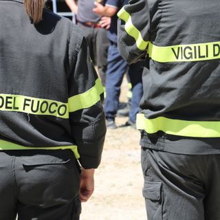 Incendio allevamento a Sanfront, presidiata tutta la notte l'area interessata dalle fiamme