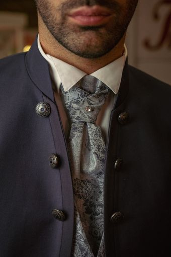 Abito da sposo: cosa dice il galateo?