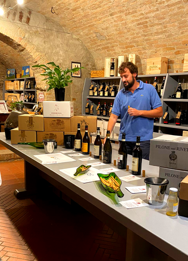 Neive, le degustazioni di Barbaresco alla "Bottega dei 4 vini" si confermano per tutti i week end di novembre