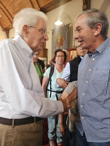 La foto del saluto con Mattarella postata dal sindaco di Bra Gianni Fogliato La foto del saluto con Mattarella postata dal sindaco di Bra Gianni Fogliato