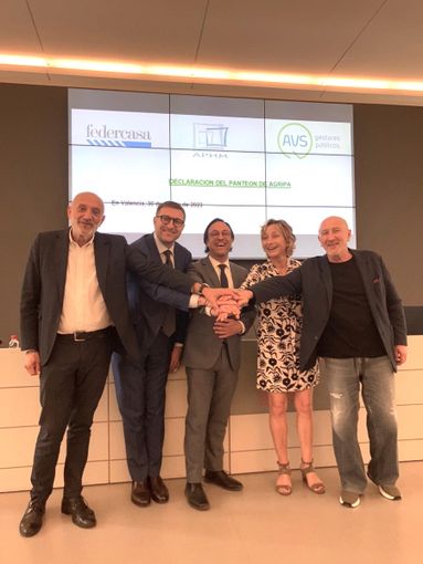 Edilizia residenziale pubblica: Buttieri rappresenta l’Italia alla firma del "Patto del Mediterraneo"