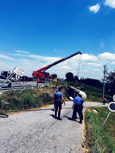Trattore rovesciato a Murazzo: ferito gravemente il conducente