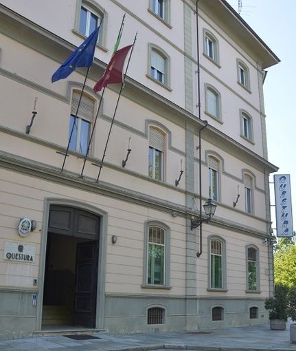 Due arresti per violenza di genere: interventi immediati della Polizia di Stato a Cuneo