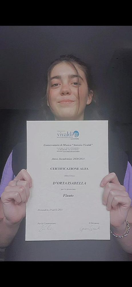 Certificazioni Alfa in pianoforte e flauto per due studentesse della scuola media Bra1 Certificazioni Alfa in pianoforte e flauto per due studentesse della scuola media Bra1