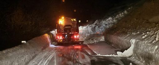 Slavina sulla statale 21, riaperta dopo l'intervento di sgombero Slavina sulla statale 21, riaperta dopo l'intervento di sgombero