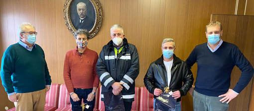 San Michele Mondovì, Silvateam ha premiato cinque dipendenti anziani