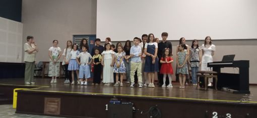 In foto una precedente edizione del saggio di Musicando
