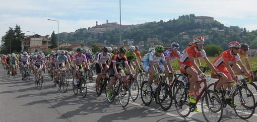 Ciclismo: la granfondo Giro delle Valli Monregalesi rinviata al 3 settembre Ciclismo: la granfondo Giro delle Valli Monregalesi rinviata al 3 settembre