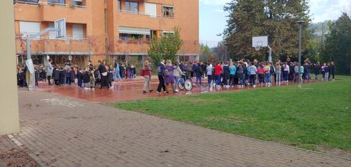 Venticinque anni fa l'alluvione: prova di evacuazione nelle scuole di Alba per raccontare ai più giovani i giorni del dramma