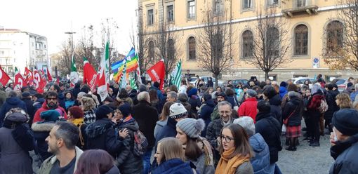 Un momento della manifestazione albese – lo scorso 22 dicembre – contro il decreto sicurezza Un momento della manifestazione albese – lo scorso 22 dicembre – contro il decreto sicurezza