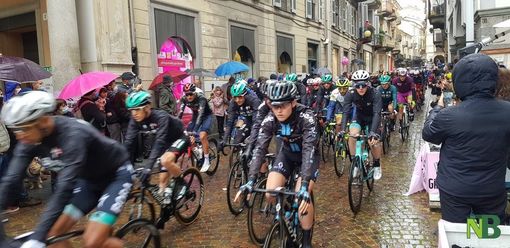 La partenza da Biella, alle 12.20 di oggi La partenza da Biella, alle 12.20 di oggi