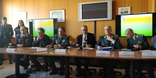 Alleanza tra 'ndrangheta e Cosa Nostra per il controllo del territorio: 17 arresti