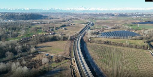 Asti-Cuneo, le immagini dal drone della A33 finalmente completa [VIDEO]