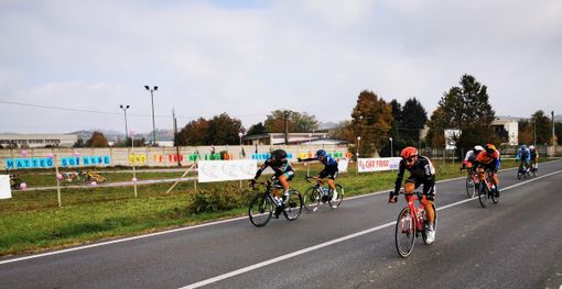 Giro d'Italia: il saluto di Matteo Sobrero alla Alba Bra Langhe Roero (FOTO)