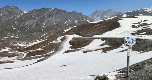 Dal primo pomeriggio di venerdì 20 giugno si potrà transitare in Francia dal Colle dell’Agnello Dal primo pomeriggio di venerdì 20 giugno si potrà transitare in Francia dal Colle dell’Agnello